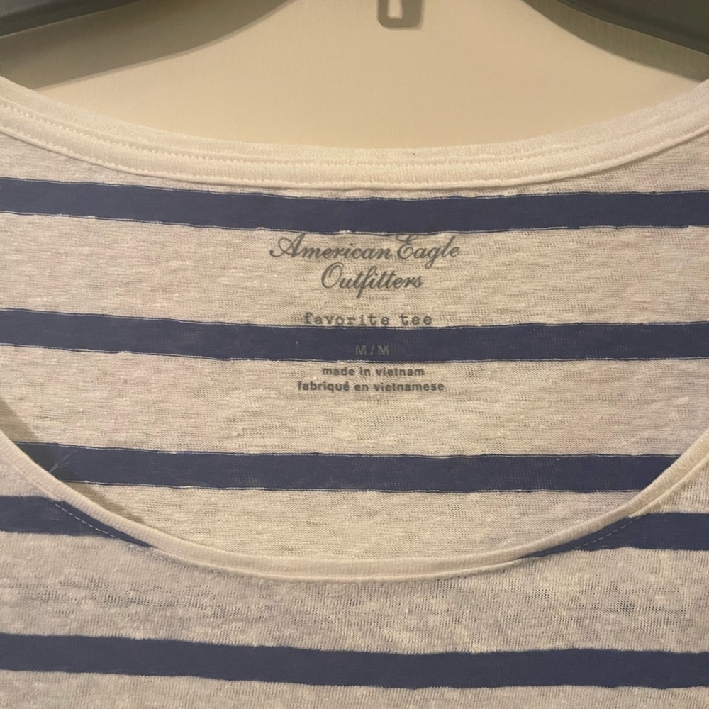 NWT American Eagle long sleeve blue stripped top.  Size medium. - Picture 2 of 4